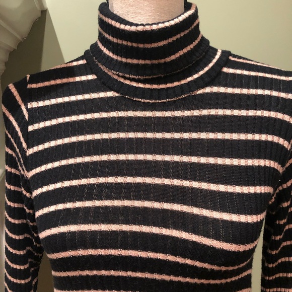American Eagle sweater dress - Picture 2 of 5